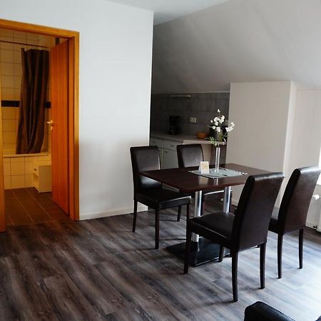 Ferienwohnung Altstadt กึสโทรว์ ภายนอก รูปภาพ